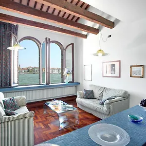 giudecca.hotelslidodijesolo.com/
