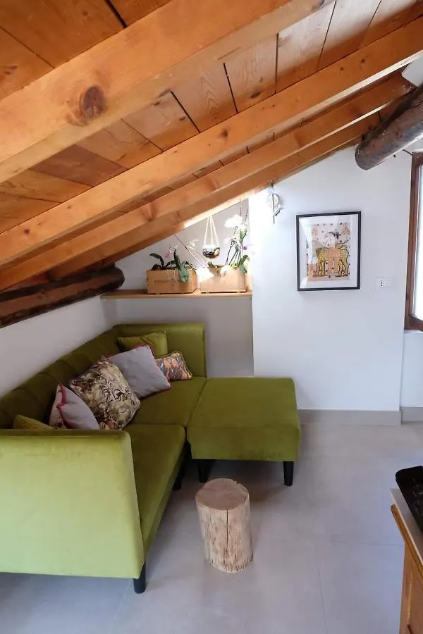 Homestay La Casa Dei Ciclisti Apartment Ponti sul Mincio Italy
